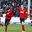 Platz 9: SC Freiburg. Papiss Cissé (Mitte) trifft weiterhin, wie er will. Der SC kann zwar den überragenden sechsten Platz der Hinrunde nicht bestätigen, wird aber als Neunter von den Fans im Breisgau gefeiert wie nach einer Meisterschaft. Platz 9: SC Freiburg. Papiss Cissé (Mitte) trifft weiterhin, wie er will. Der SC kann zwar den überragenden sechsten Platz der Hinrunde nicht bestätigen, wird aber als Neunter von den Fans im Breisgau gefeiert wie nach einer Meisterschaft.