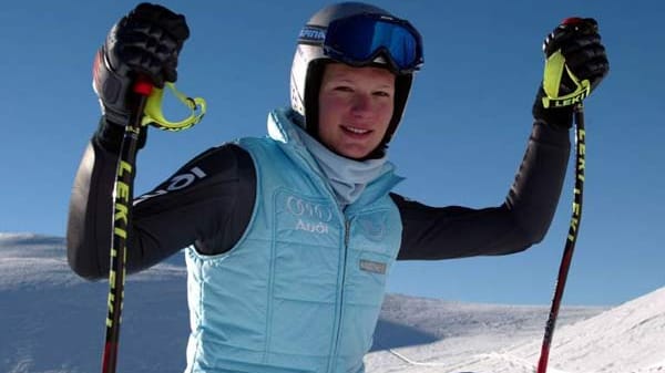 Maria Riesch feiert ihr Weltcup-Debüt bereits als 16-Jährige in der Saison 2000/2001.