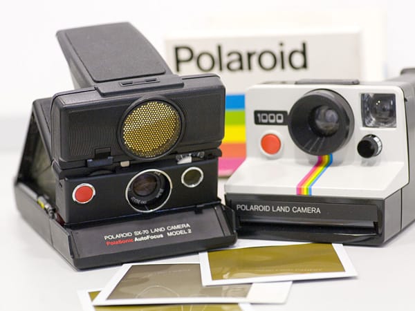 Polaroid-Sofortbildkamera