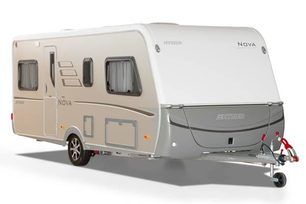 Auch bei den Caravans präsentiert Hymer mit dem Modell Nova S 540 eine Neuheit (Bild zeigt den Nova 541). Dieser Wohnwagen bietet den Campingfans zwei komfortable Einzelbetten. Die Sitzgruppe im Bug verspricht einen Panoramablick.