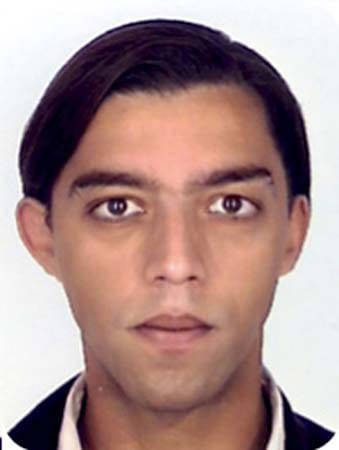 Tunesien: Der deutsch-französische Fotograf Lucas Mebrouk Dolega wurde bei den Unruhen aus unmittelbarer Nähe von einer Tränengasgranate getroffen. Wenige Tage später starb der 32-Jährige an seinen schweren Kopfverletzungen. (Archivfoto: obs/dpa Deutsche Presse-Agentur GmbH) Tunesien: Der deutsch-französische Fotograf Lucas Mebrouk Dolega wurde bei den Unruhen aus unmittelbarer Nähe von einer Tränengasgranate getroffen. Wenige Tage später starb der 32-Jährige an seinen schweren Kopfverletzungen. (Archivfoto: obs/dpa Deutsche Presse-Agentur GmbH)