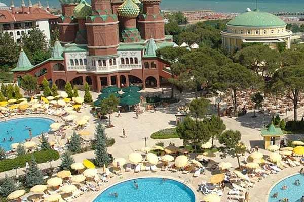 Das Hotel "Kremlin Palace" in der Türkei.