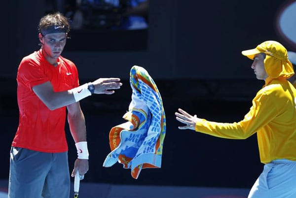 Rafael Nadal "wirft das Handtuch".