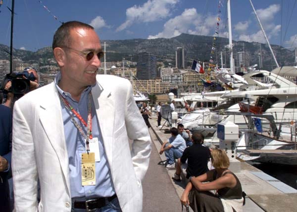 Bernd Eichinger im Yachthafen von Monaco. 1999 kam er zu den Filmfestspielen nach Cannes und besuchte den Formel1-Grand Prix in Monaco.
