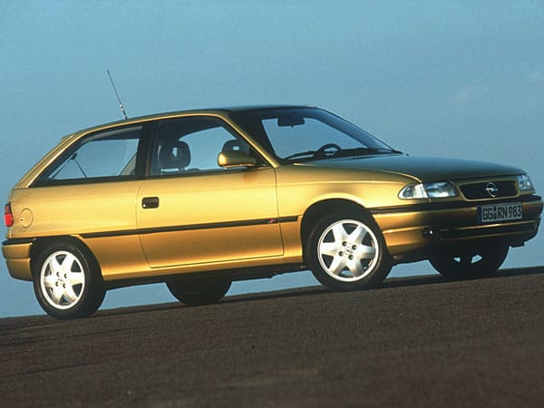 1991 kam der Nachfolger des Kadett auf dem Markt, der Opel Astra F.