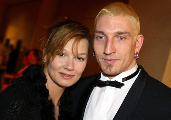 Der ehemalige Schwimm-Star Franziska van Almsick mit ihrem damaligen Handball-Freund Stefan Kretzschmar. Sie waren von 2000 bis 2004 ein Paar. Er trägt noch heute ihr Gesicht als Tattoo auf der Wade.