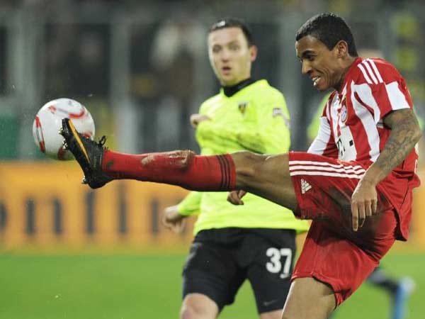 Luis Gustavo schnürt seit dem Jahreswechsel seine Schuhe für den FC Bayern München. Der Brasilianer kam für 17 Millionen Euro aus Hoffenheim. Luis Gustavo schnürt seit dem Jahreswechsel seine Schuhe für den FC Bayern München. Der Brasilianer kam für 17 Millionen Euro aus Hoffenheim.