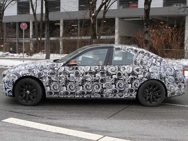 Sportliche Silhouette: Der BMW 3er kommt mit kurzen Überhängen und einem knackigen Heck.