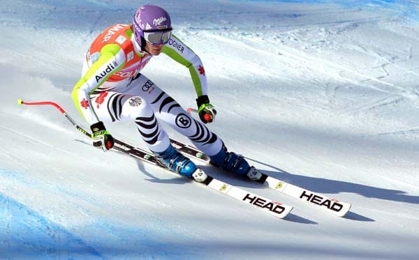 Sagenhafte 53-mal grüßt Maria Riesch zwischen dem 22. Dezember 2002 in Lenzerheide und dem 23. Januar 2011 in Cortina d'Ampezzo bereits vom Weltcup-Stockerl. 18 Siege stehen auf dem Konto der herausragenden Allrounderin. In den letzten Jahren hat sie ihre Stellung im Slalom forciert, ohne in den Speed-Disziplinen abzufallen. Umso bemerkenswerter sind die Leistungen Rieschs angesichts der schweren Verletzungen, die sie in den Jahren 2005 und 2006 bewältigt hat.