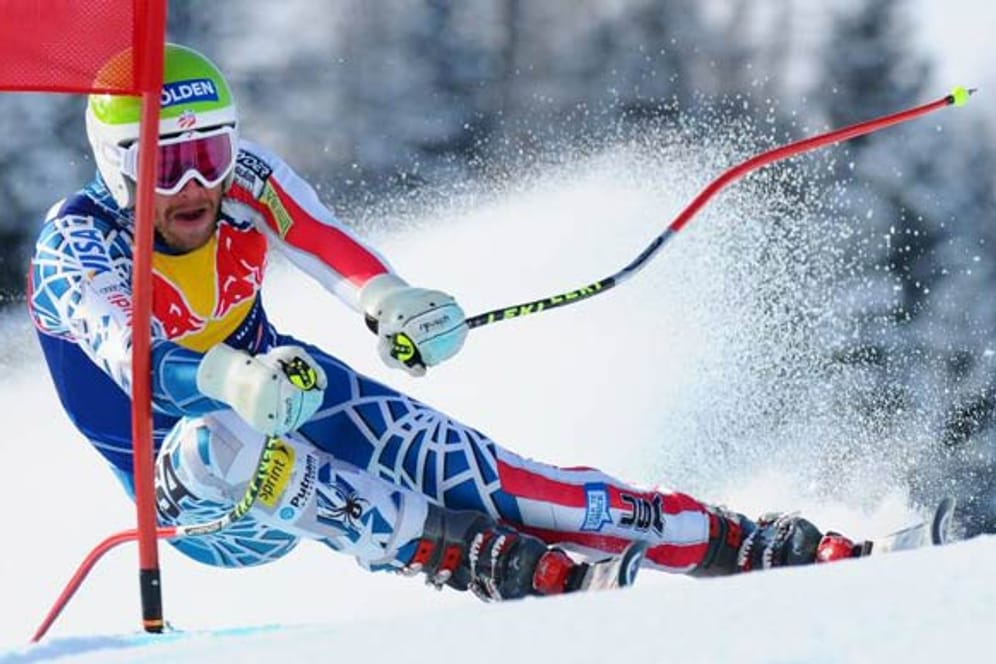Er ist noch gar nicht vorstellbar, ein Ski-Zirkus ohne Bode Miller. Der eigenwillige Star aus den USA garantiert in jeder Disziplin für verwegene und unerschrockene Action, für Fahrmanöver an der Grenze der Physik und Physis. Doch mit inzwischen 33 Jahren nähert sich die Karriere des fünfmaligen Weltmeisters ihrem Ende. Seine letzte WM-Medaille datiert von 2007. In Garmisch wird Miller, der 2005 und 2008 den Gesamtweltcup gewinnt, den Slalom auslassen.