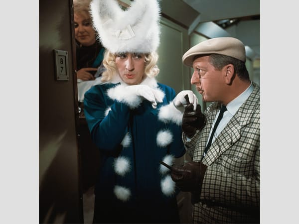 Ebenfalls mit Gunter Philipp spielte er in der Komödie "Das süße leben des Grafen Bobby" (1962). Ebenfalls mit Gunter Philipp spielte er in der Komödie "Das süße leben des Grafen Bobby" (1962).