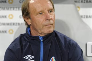 VIDEO: Berti Vogts attackiert die Borussen-Bosse.