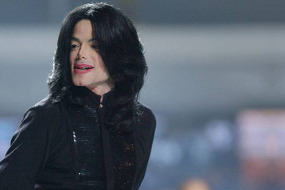 War Michael Jackson ein Eunuch? Ein Arzt behauptet das.
