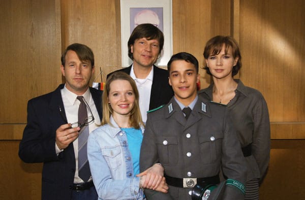 Im Familiendrama "Das Wunder von Berlin", das um die Wendezeit spielt und Anfag 2008 im TV ausgestrahlt wurde, war Ferres mit von der Partie.