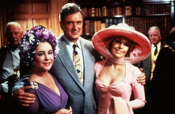 1980 spielte Elizabeth Taylor (links) in der Verfilmung von Agatha Christies Kriminalroman "Mord im Spiegel" mit.