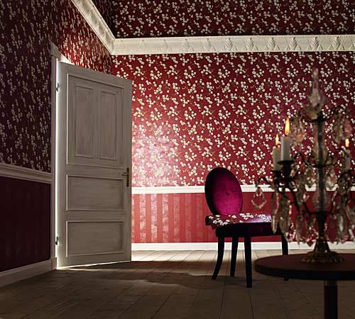 Dieses satte, dunkle Rot macht jedes gewöhnliche Wohnzimmer zum exklusiven Salon.