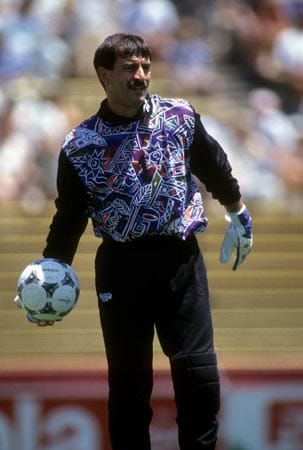 Ausgefallener Name, ausgefallenes Dress: Stanislaw Salamowitsch Tschertschessow hütete von 1993 bis 1995 das Tor von Dynamo Dresden.