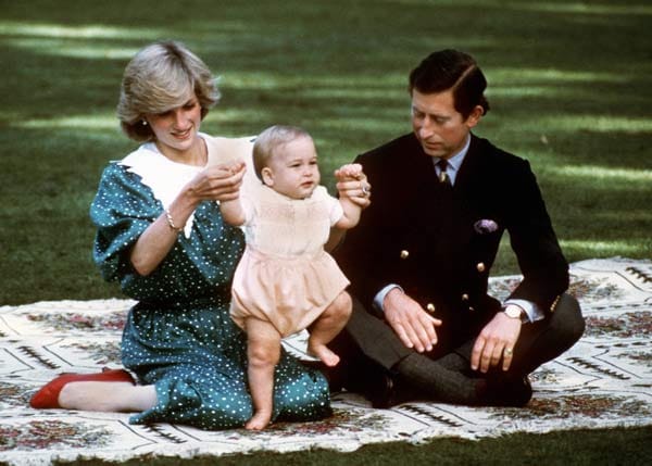 Lady Di und Prinz Charles mit dem kleinen William