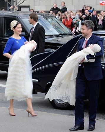 Kronprinz Frederik und Prinzessin Mary strahlen übers ganze Gesicht.