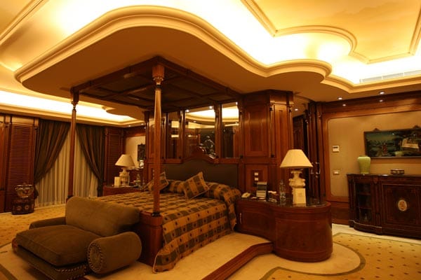 Das Hauptschlafzimmer der Royal Residence. Die Suite im Libanoner Hotel kostet umgerechnet 35.000 Euro die Nacht.