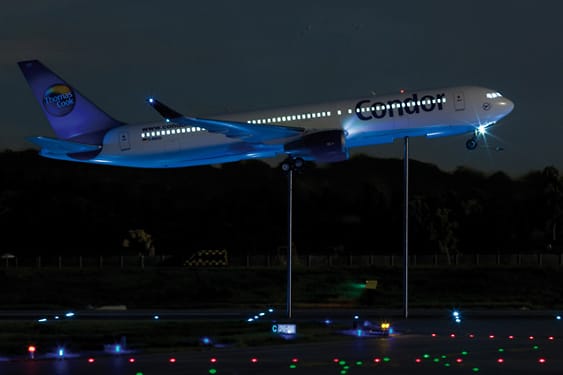 Ab sofort wird der Knuffingen Airport 365 Tage im Jahr geöffnet sein.