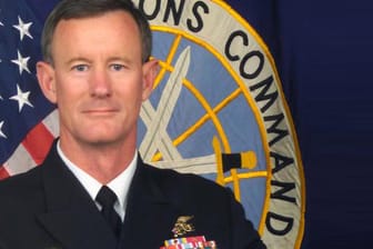 Vizeadmiral William McRaven: Der Texaner fahndete jahrelang nach Osama bin Laden - und koordinierte den Sondereinsatz der Navy Seals in Abbottabad