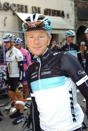 Fabian Wegmann: Da der 30-Jährige dieses Jahr wohl nicht die Tour der France fährt, sollte der Giro d‘Italia sein Saisonhöhepunkt werden. Doch nach dem tragischen Unfalltod seines Teamkollegen Wouter Weylandt auf der 3. Etappe entschied sich der Leopard-Rennstall, aus der Italien-Rundfahrt auszusteigen.
