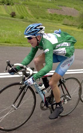 Fabian Wegmann ließ es dann 2004 krachen. Der Münsteraner zeigte sich in den Alpen als wahrer Kletterkönig und gewann am Ende das Bergtrikot. Fabian Wegmann ließ es dann 2004 krachen. Der Münsteraner zeigte sich in den Alpen als wahrer Kletterkönig und gewann am Ende das Bergtrikot.