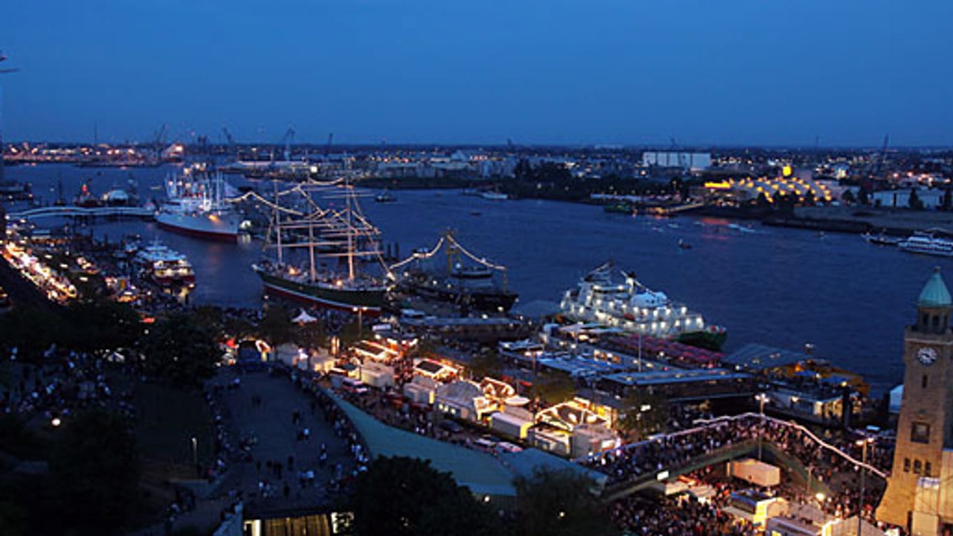 Der Hafengeburtstag 2011 stellt einen neuen Besucherrekord auf