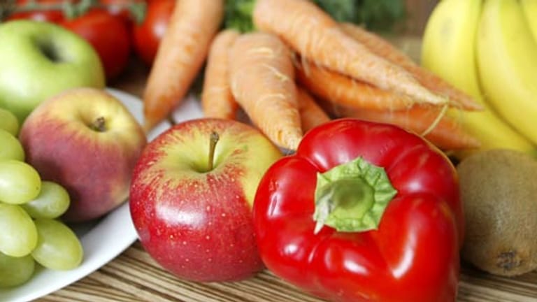 Obst und Gemüse enthalten zahlreiche Vitamine und Nährstoffe