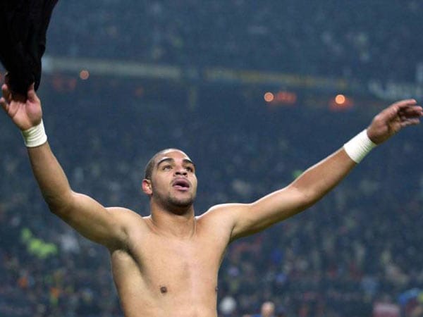 Gute Zeiten: Adriano gilt lange als das größte brasilianische Talent seit Ronaldo. Zu seiner Anfangszeit bei Inter Mailand ist der Stürmer kaum aufzuhalten.
