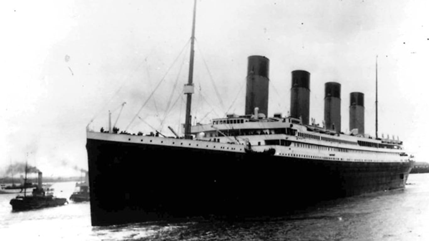 Die "Titanic" war ein Schiff der Superlative: Der mit knapp 242 Metern Länge damals größte Passagierdampfer der Welt.