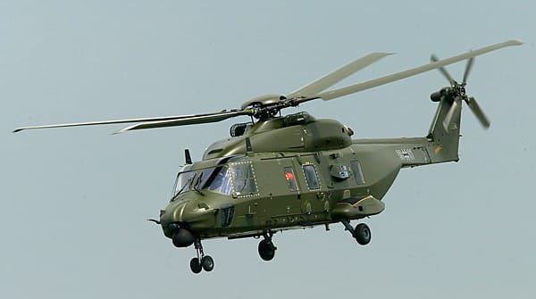 Der leichte Transport- und Marinehubschrauber NH90 ist das größte Hubschrauberprogramm aller Zeiten in Europa. Der NH90 ist eine universell ausrüstbare Plattform - vom Einsatz auf dem Meer bis zur bewaffneten Suche und Rettung kann er in Modulen für eine ganze Bandbreite an Einsatzmöglichkeiten ausgestattet werden.