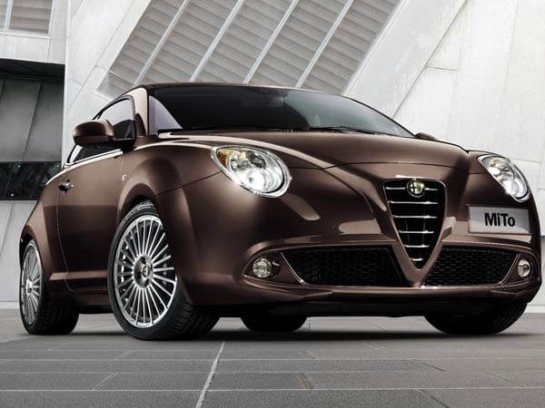 170 PS bietet der Alfa Romeo MiTo 1.6 QV. Die Preisliste beginnt bei 20.950 Euro. Den Sprint von 0 auf 100 bewältigt der Mito in 7,5 Sekunden, 219 ist das Spitzentempo.