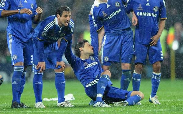 In der Saison 2007/08 erreicht Ballack mit Chelsea das Finale der Champions League. Im ersten rein englischen Endspiel der Geschichte verlor seine Mannschaft allerdings mit 6:5 nach Elfmeterschießen gegen Manchester United.