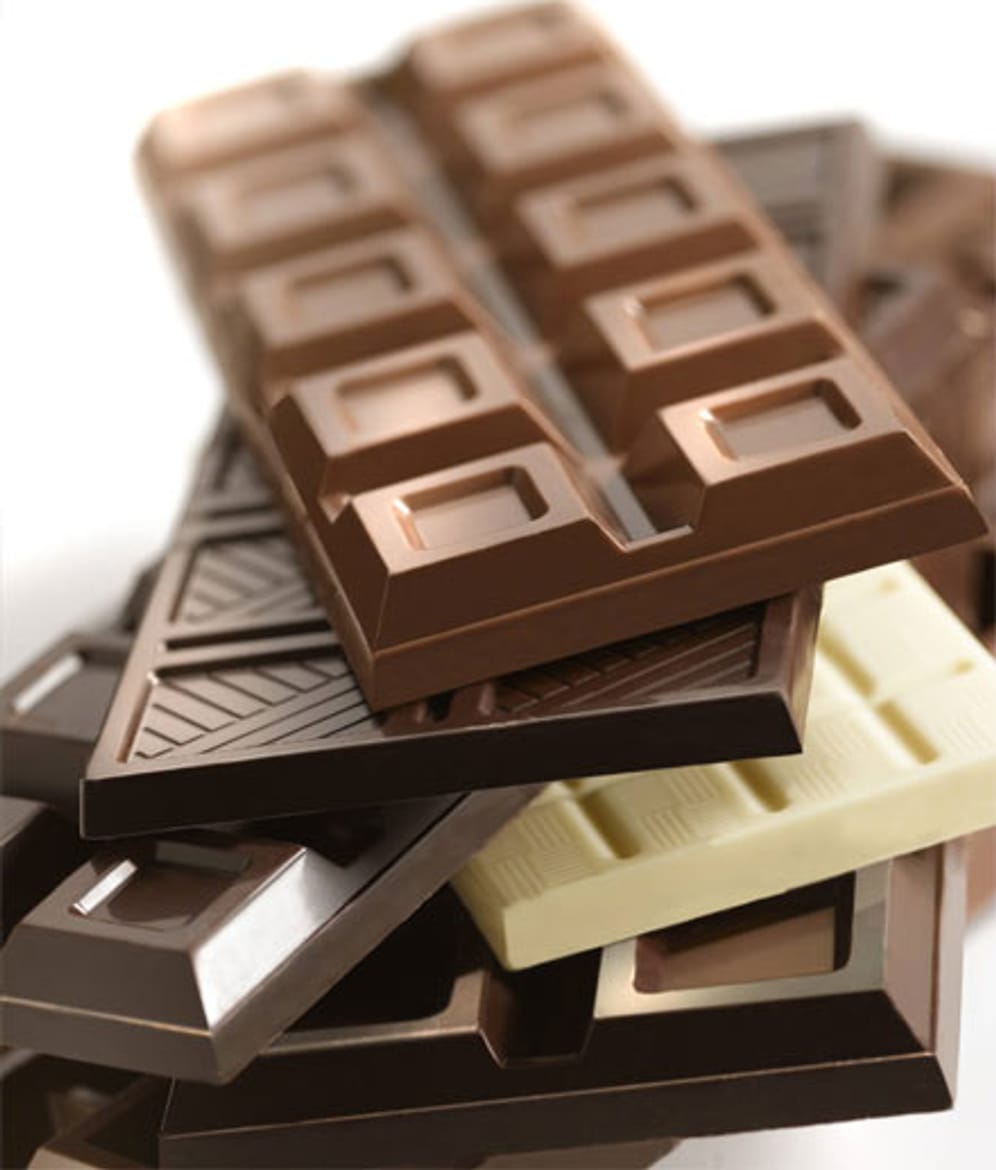 Schokolade kann ein Grund für Bauchschmerzen sein