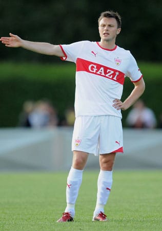 Ein Spieler mit Champions-League-Erfahrung für den VfB Stuttgart. Der dänische Nationalspieler William Kvist soll endlich die Lücke schließen, die Sami Khedira vor einem Jahr im zentralen defensiven Mittelfeld hinterlassen hat.