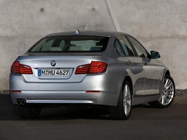 EU-Neuwagenpreise: BMW 520d: In Deutschland 33.908 Euro netto, in Ungarn 27.281 Euro.