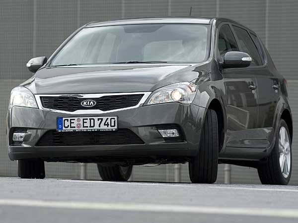 EU-Neuwagenpreise: Auch beim Kia Cee'd geht es günstiger: 16.084 Euro in Deutschland, in der Slowakei nur 13.374 Euro.