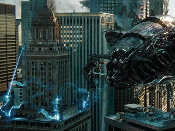 Und das, was dort wieder zum Leben erweckt wurde, verheißt nichts Gutes. Denn an Bord des Raumschiffs wurde ein unentdeckter Transformer reaktiviert: Shockwave. Und das, was dort wieder zum Leben erweckt wurde, verheißt nichts Gutes. Denn an Bord des Raumschiffs wurde ein unentdeckter Transformer reaktiviert: Shockwave.