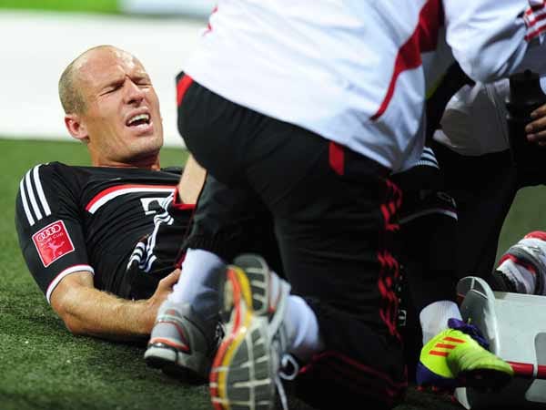 Arjen Robben hat wohl doch noch Glück im Unglück gehabt. Trotz seines Kapseleinrisses am Sprunggelenk wird er pünktlich zum Saisonstart fit. Arjen Robben hat wohl doch noch Glück im Unglück gehabt. Trotz seines Kapseleinrisses am Sprunggelenk wird er pünktlich zum Saisonstart fit.