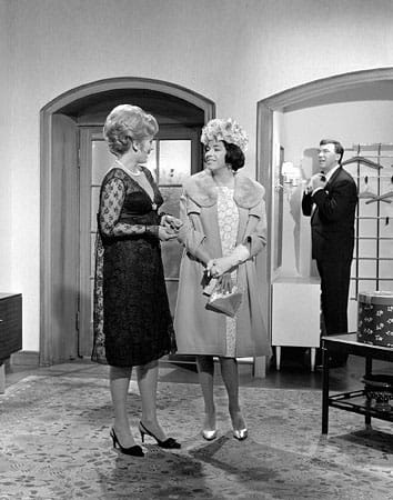 In der Titelrolle des Durbridge-Dreiteilers "Melissa" wurde Ruth Maria Kubitschek (li.) 1966 über Nacht bekannt.