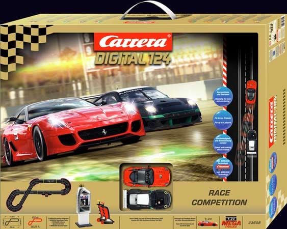 Carrera Digital 124-Set: Der perfekte Einstieg in die Welt der Slotcar-Bahnen. In der „Race Competition“-Edition stecken auch gleich zwei gut ausgewählte Rivalen: der Ferrari 599XX und der Porsche GT3 RSR Blackswan Racing. Set-Preis: 499 Euro.