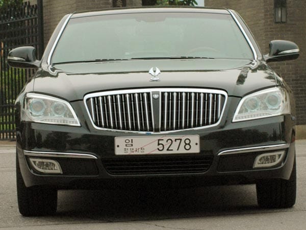 Neuer Luxusschlitten aus Korea: SsangYong Chairman V8 5000.