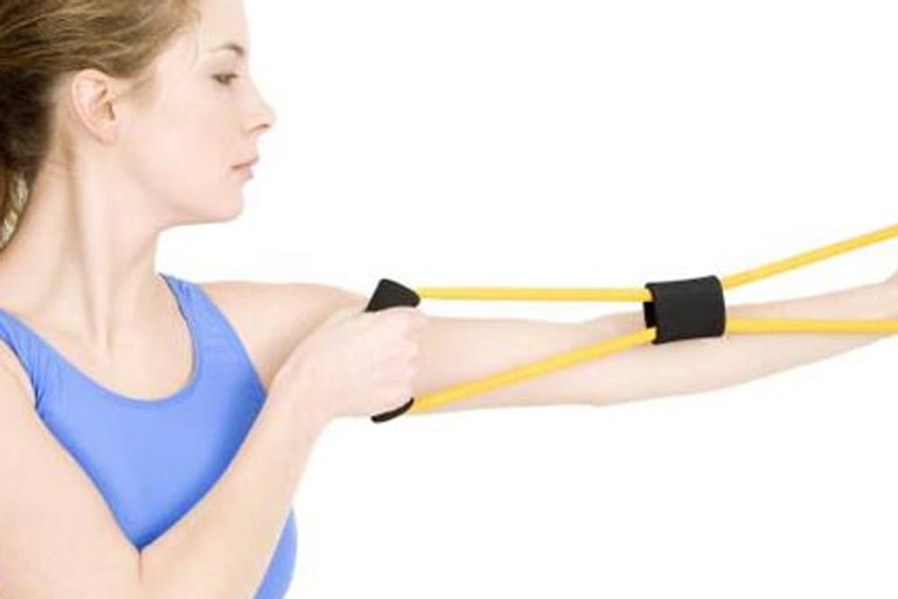 Mit dem Expander können Sie effektiv Ihre Muskeln trainieren