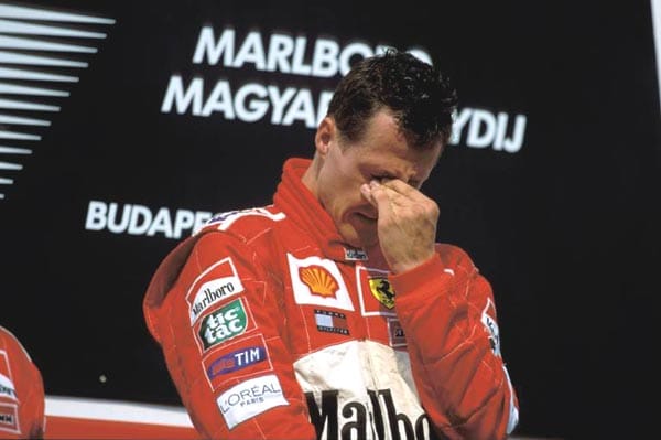 Auch im Jahr darauf ist Schumacher zu stark für die Konkurrenz. Er wird in Budapest vorzeitig zum vierten Mal Weltmeister.