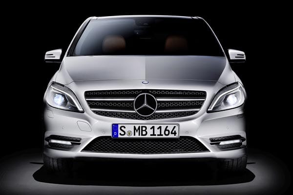 Mercedes legt viel Wert auf Sicherheit. So gehört der Kollissionsschutz "Collision Prevention Assist" zum Serienumfang.