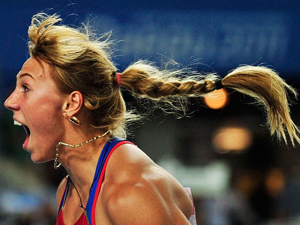 Aufschrei: Speerwerferin Maria Abakumova sorgte für eine der herausragenden Leistungen bei der WM. Ihre 71,99 Meter sind die bisher zweitgrößte Weite der Geschichte, was natürlich Gold wert war.