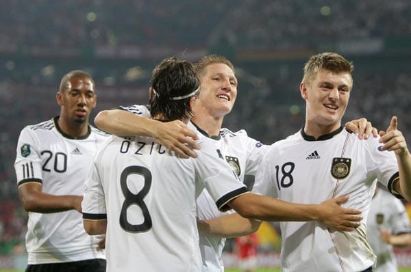 Deutschland darf am Ende über einen 6:2-Sieg jubeln.