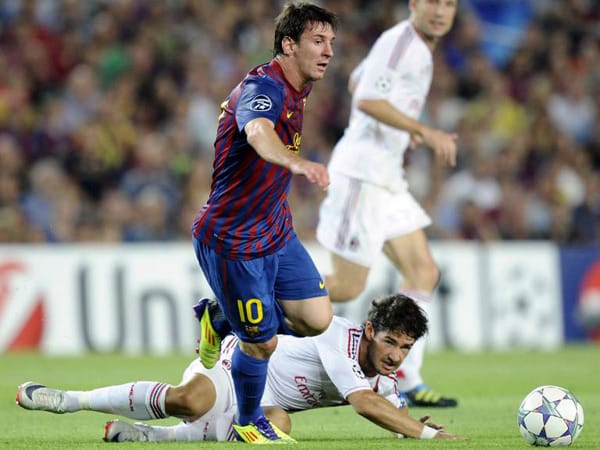Platz eins: Lionel Messi. Der 24-jährige Argentinier ist für den FC Barcelona unverzichtbar. Sein Rekord-Marktwert liegt bei 100 Millionen Euro. (Quelle für alle Spieler: www.transfermarkt.de)